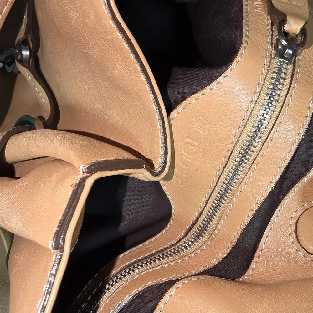 TOD'S TAN PLEATED LEATHER BELT HOBO SHOULDER BAG
